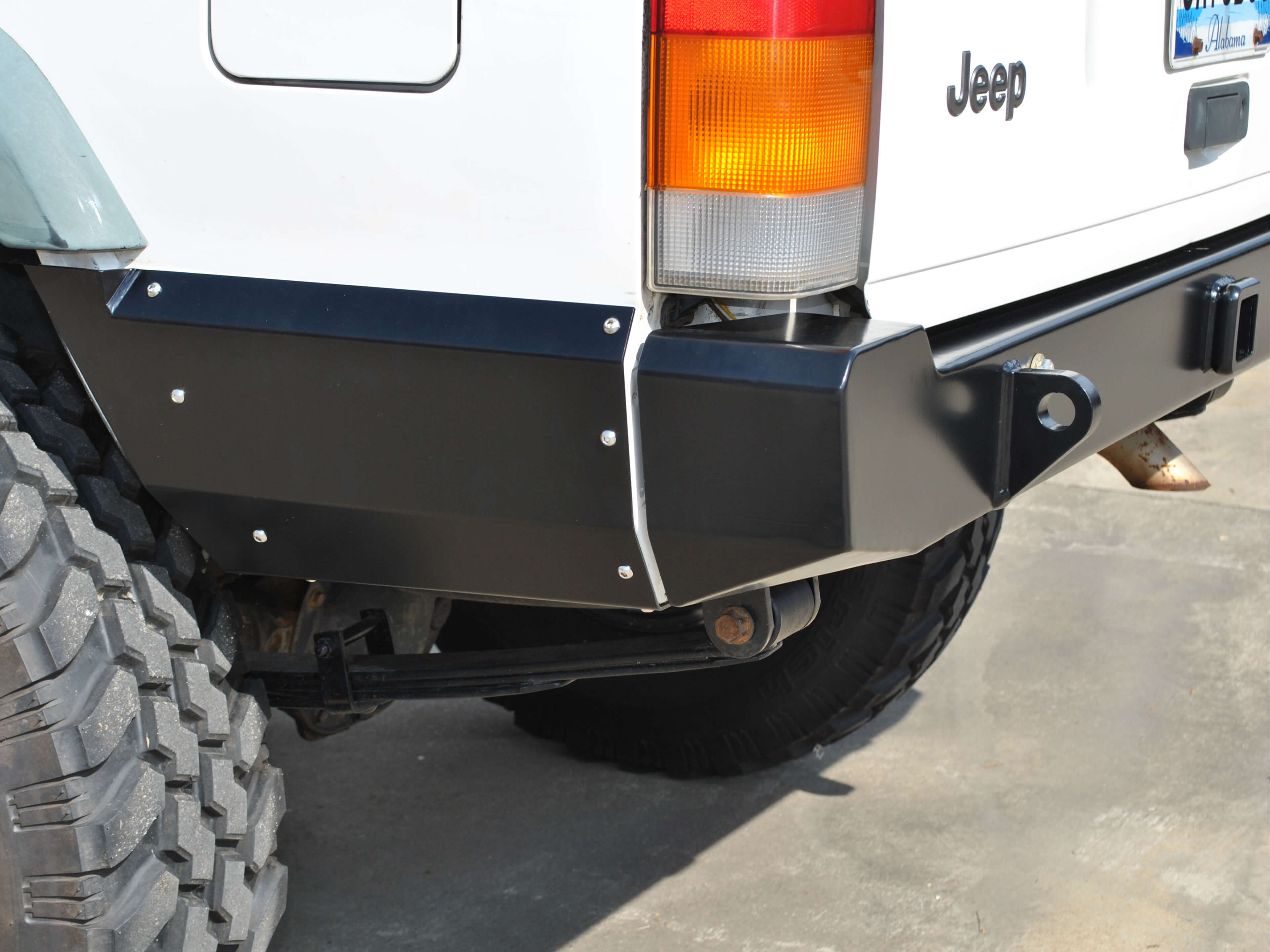 Rusty's Off Road Products - Rusty's Bumpers - Trail Bumper - Rear w/ Receiver - XJ